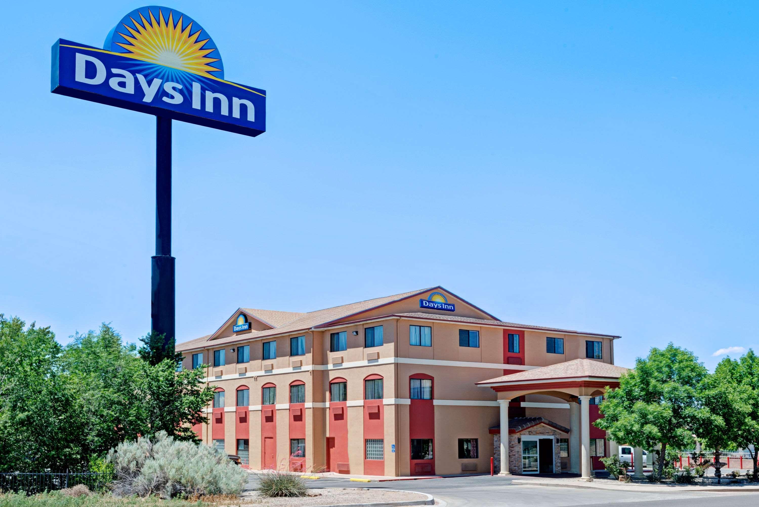 Days Inn By Wyndham Bernalillo Εξωτερικό φωτογραφία